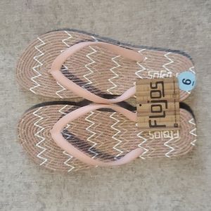 NWT Dusty Pink Flojos Sandals